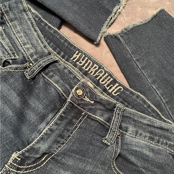 Size 11 Hydraulic “Lola”. Says capris but comes to my ankles with a roll - Picture 1 of 5